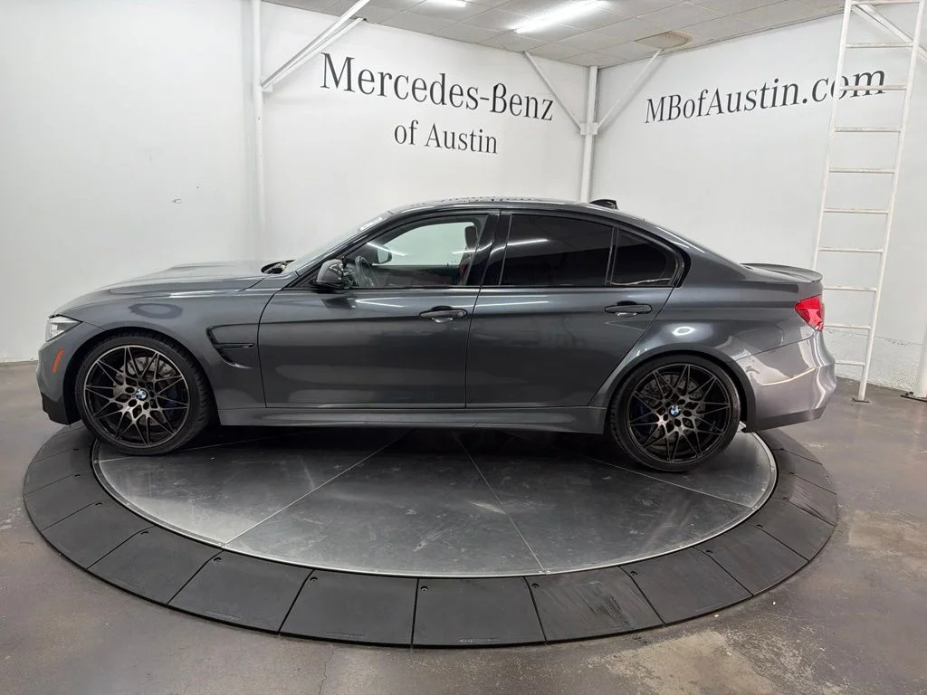 Used 2018 Gray BMW Base image 4