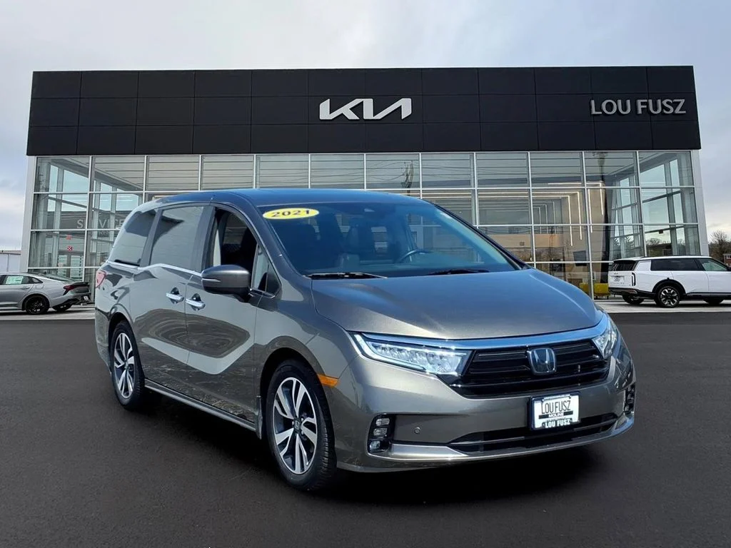 2021 Honda Odyssey Touring's photo