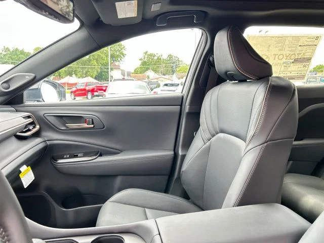 New 2026 Oxygen White with Black roof <sup>1</sup> Toyota  Limited image 29