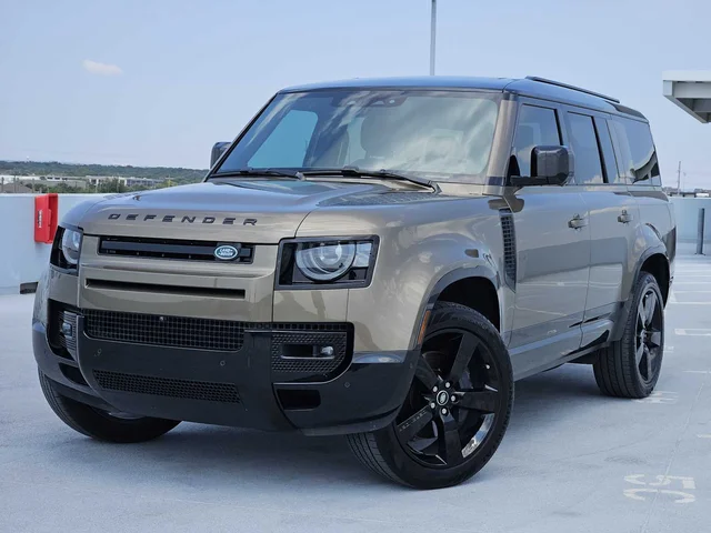 Certified Pre-Owned 2025 Land Rover Defender X-Dynamic SE