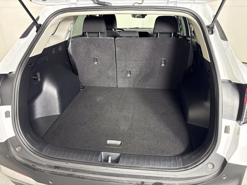 Used 2026 White Kia LX image 20