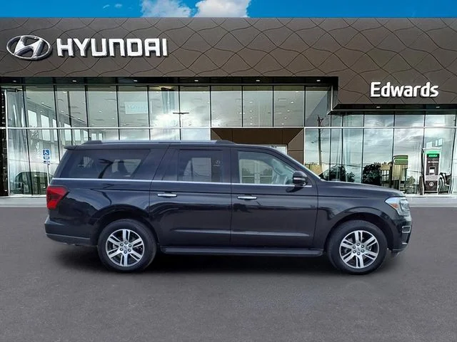 Used 2024 Black Ford Limited image 11