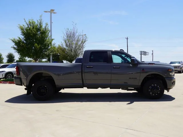 New 2027 Ceramic Gray Clear-Coat Exterior Paint RAM Big Horn image 10