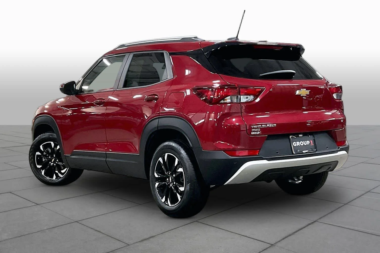 Used 2021 Scarlet Red Metallic Chevrolet LT image 12