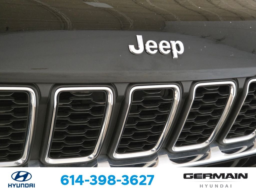Used 2023 Black Jeep Laredo image 14