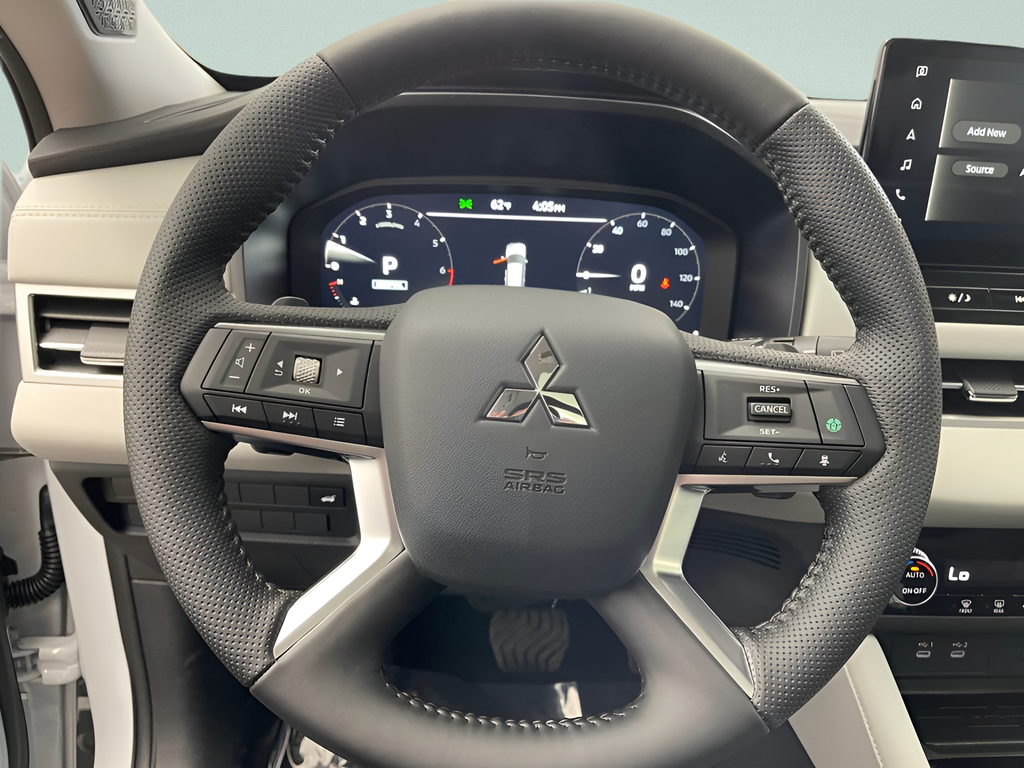 New 2026 White Diamond Mitsubishi SE image 6