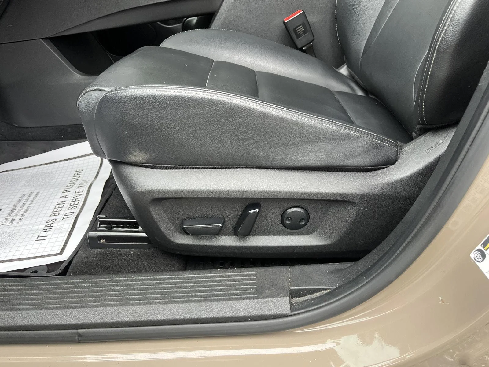 Used 2024 Baja Storm Metallic/Super Black Nissan SL image 20