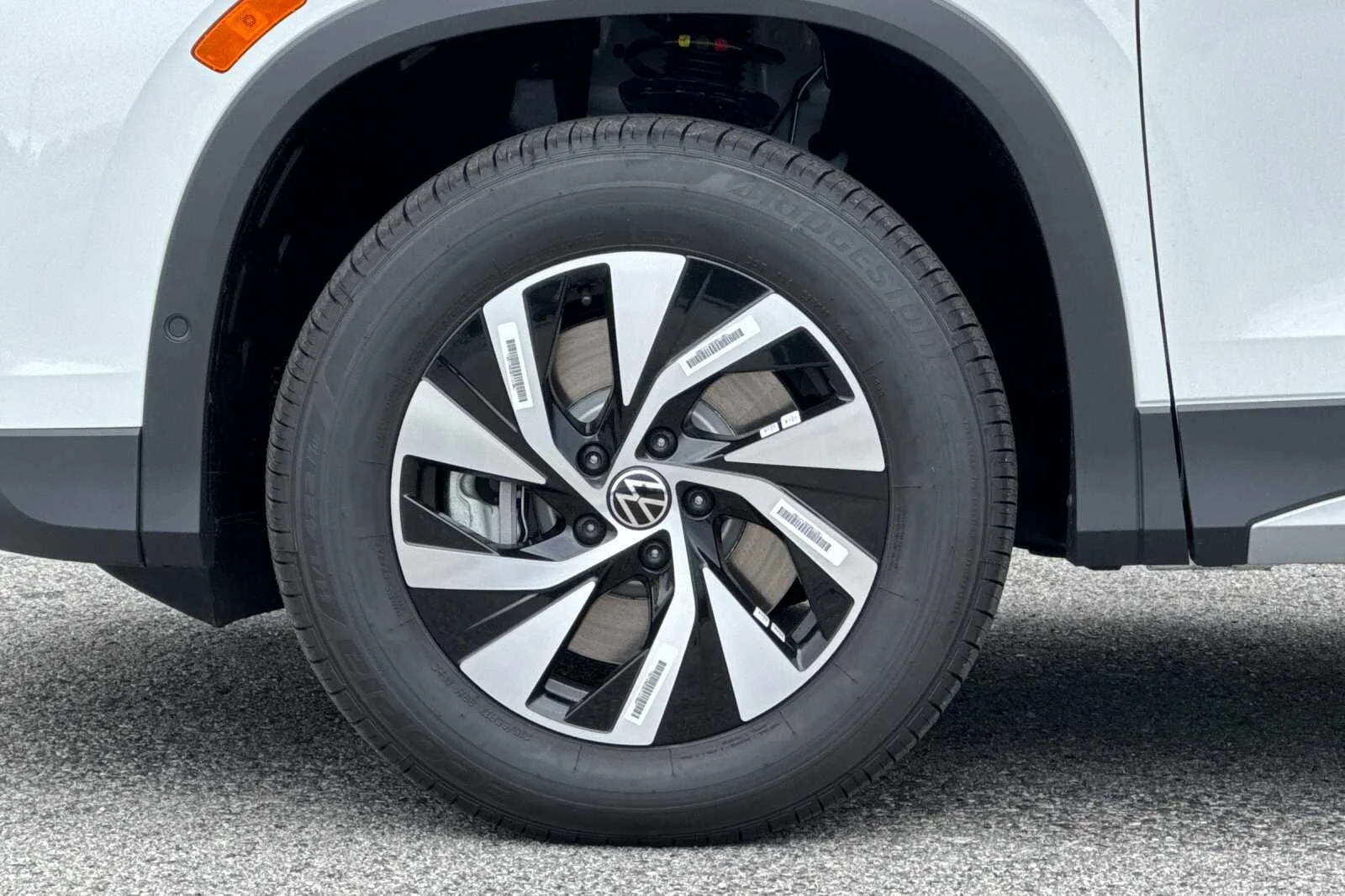 2026 Volkswagen Tiguan S - Photo 25