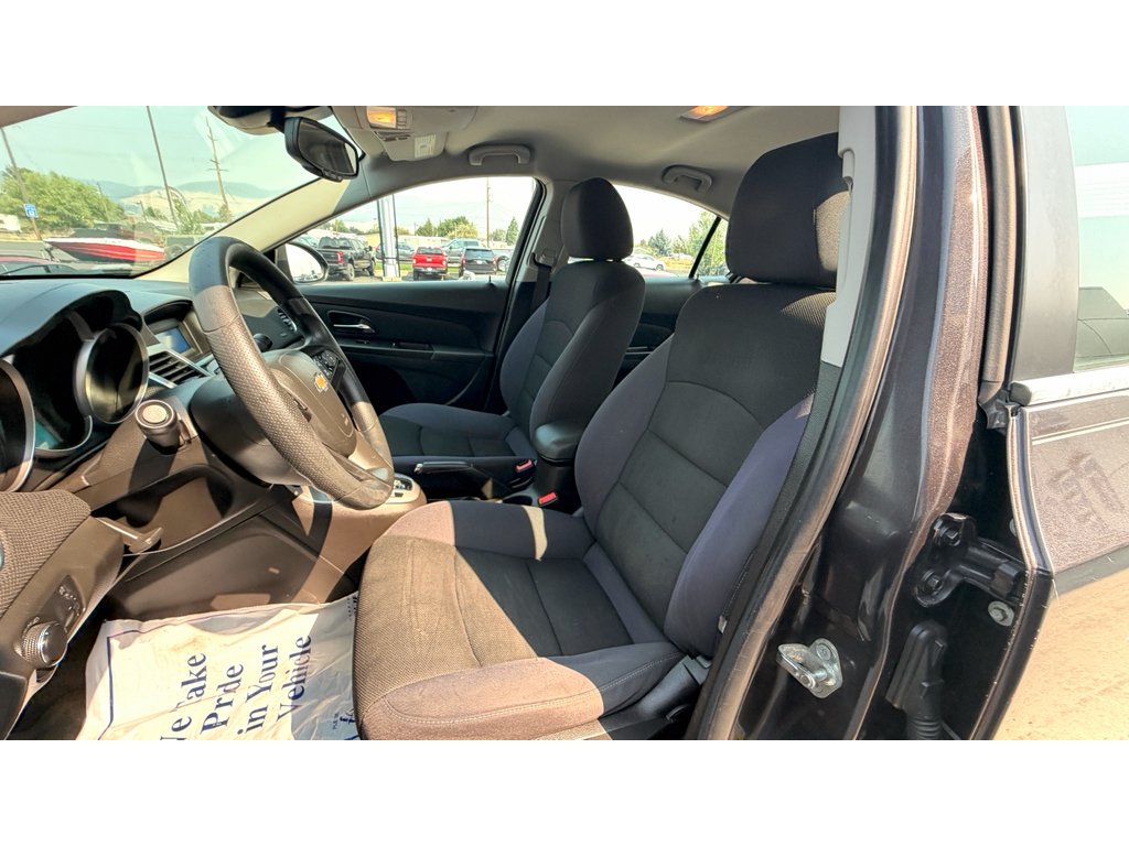 Used 2015 Gray Chevrolet LT image 17