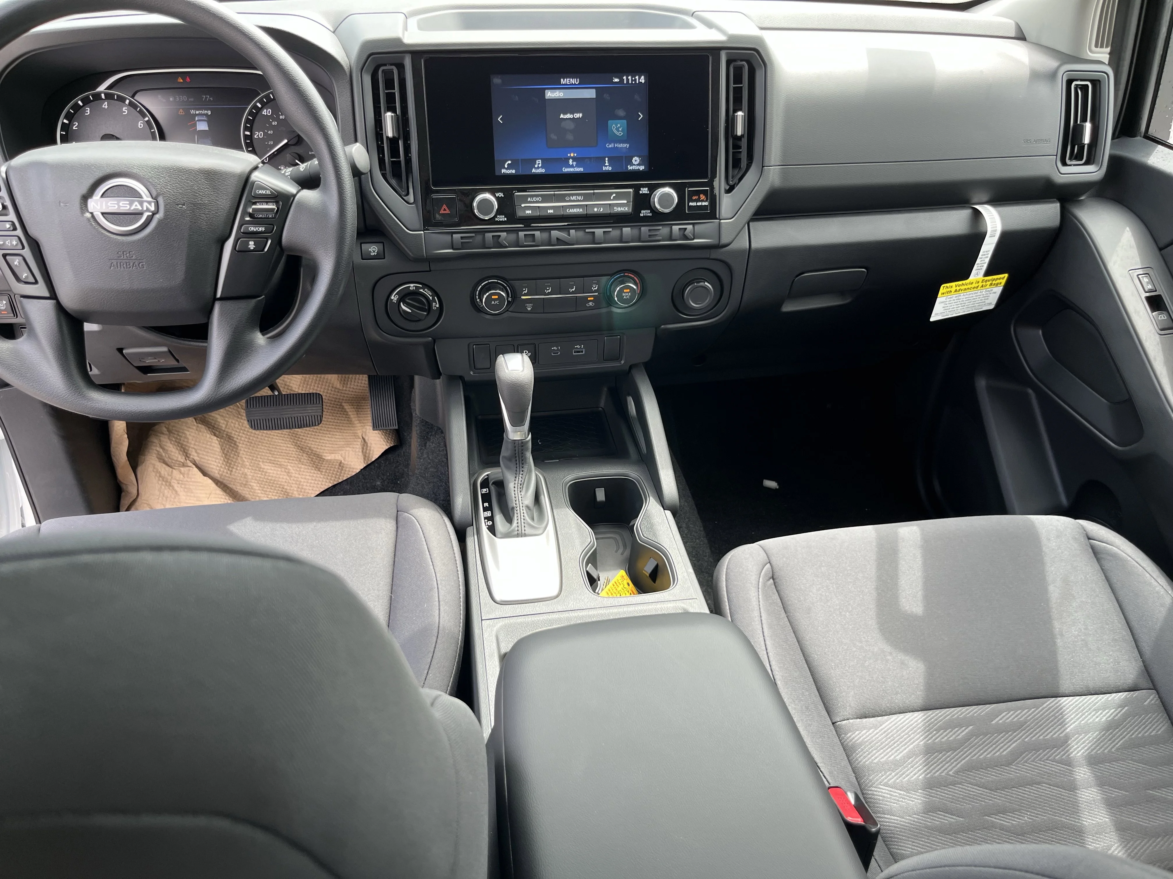 New 2026 Glacier White Nissan Crew Cab S image 18