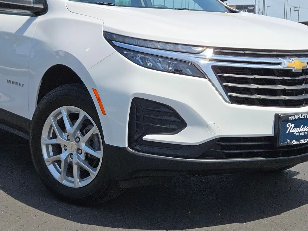 Used 2024 White Chevrolet LS image 3