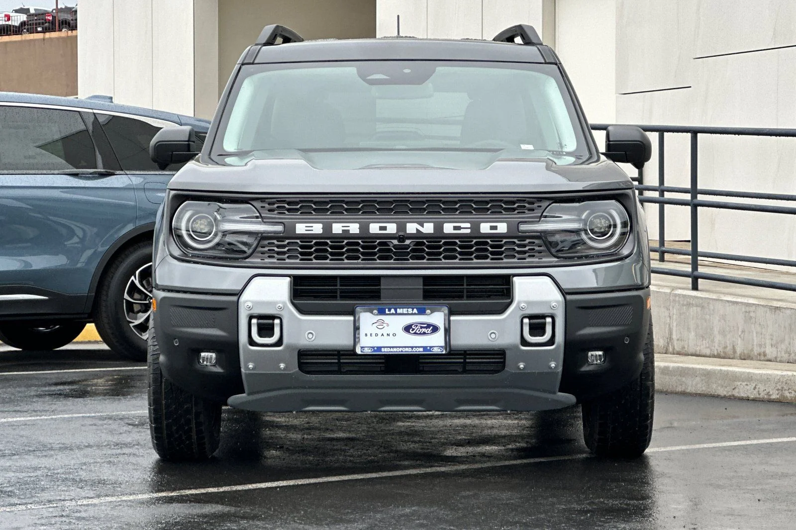 New 2025 Carbonized Gray Metallic Ford Badlands® image 8