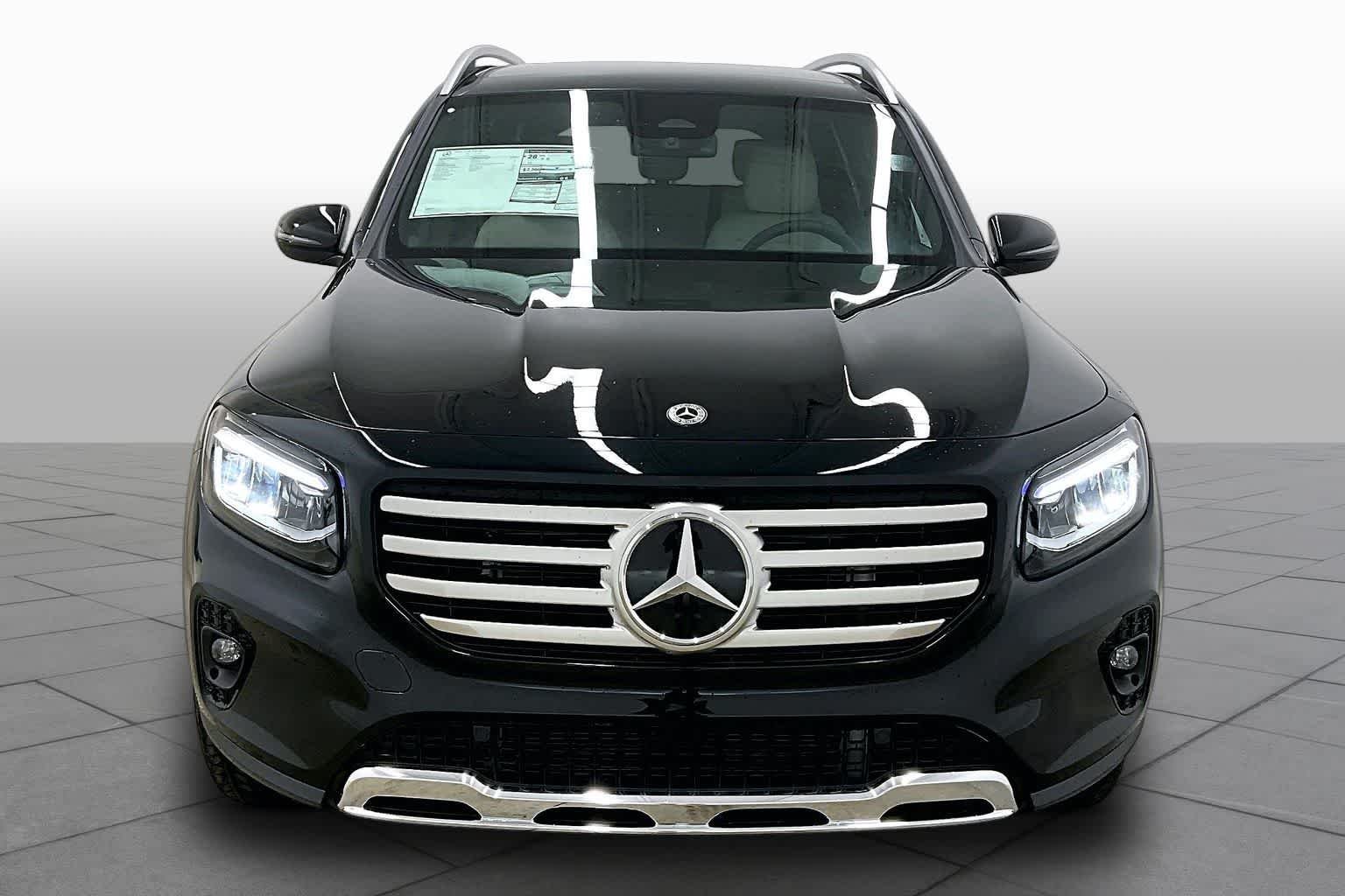 New 2026 Night Black Mercedes-Benz GLB 250 image 3