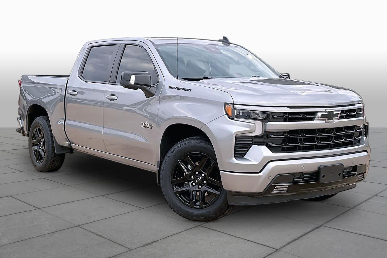 Certified Used 2025 Sterling Gray Metallic Chevrolet RST image 3