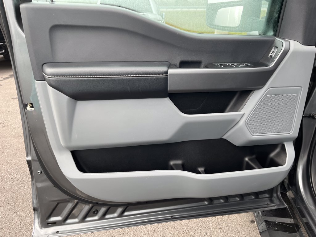 Used 2025 Gray Ford XL image 12