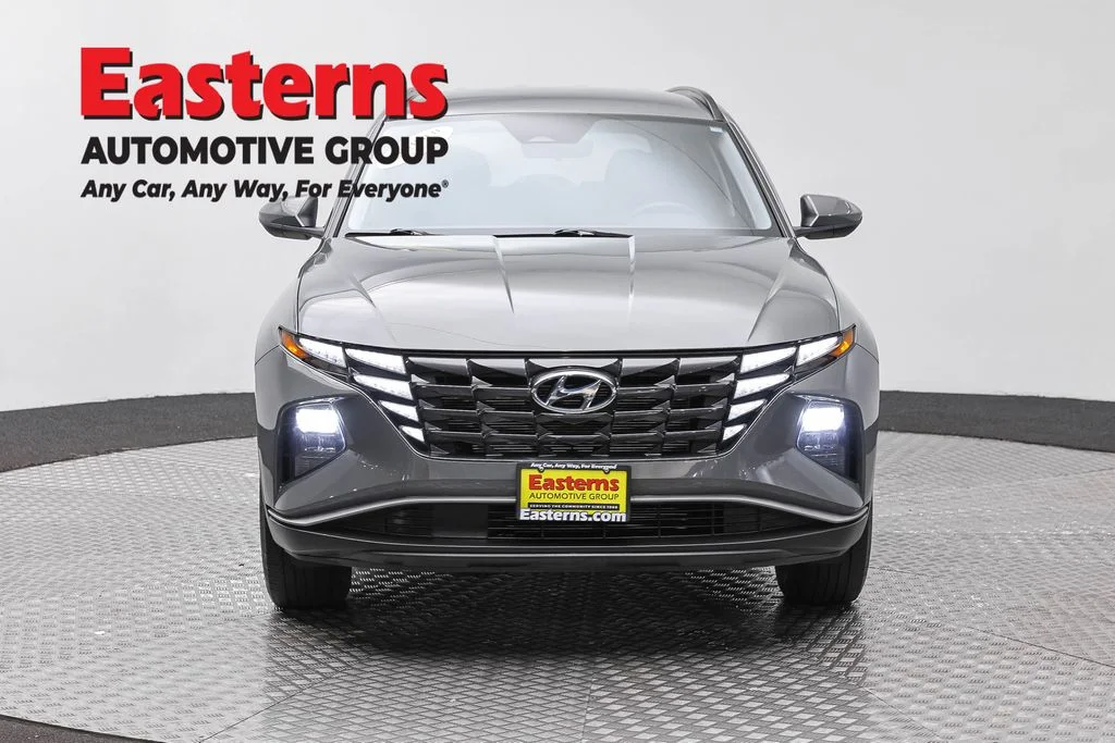 Used 2024 Gray Hyundai SEL image 2