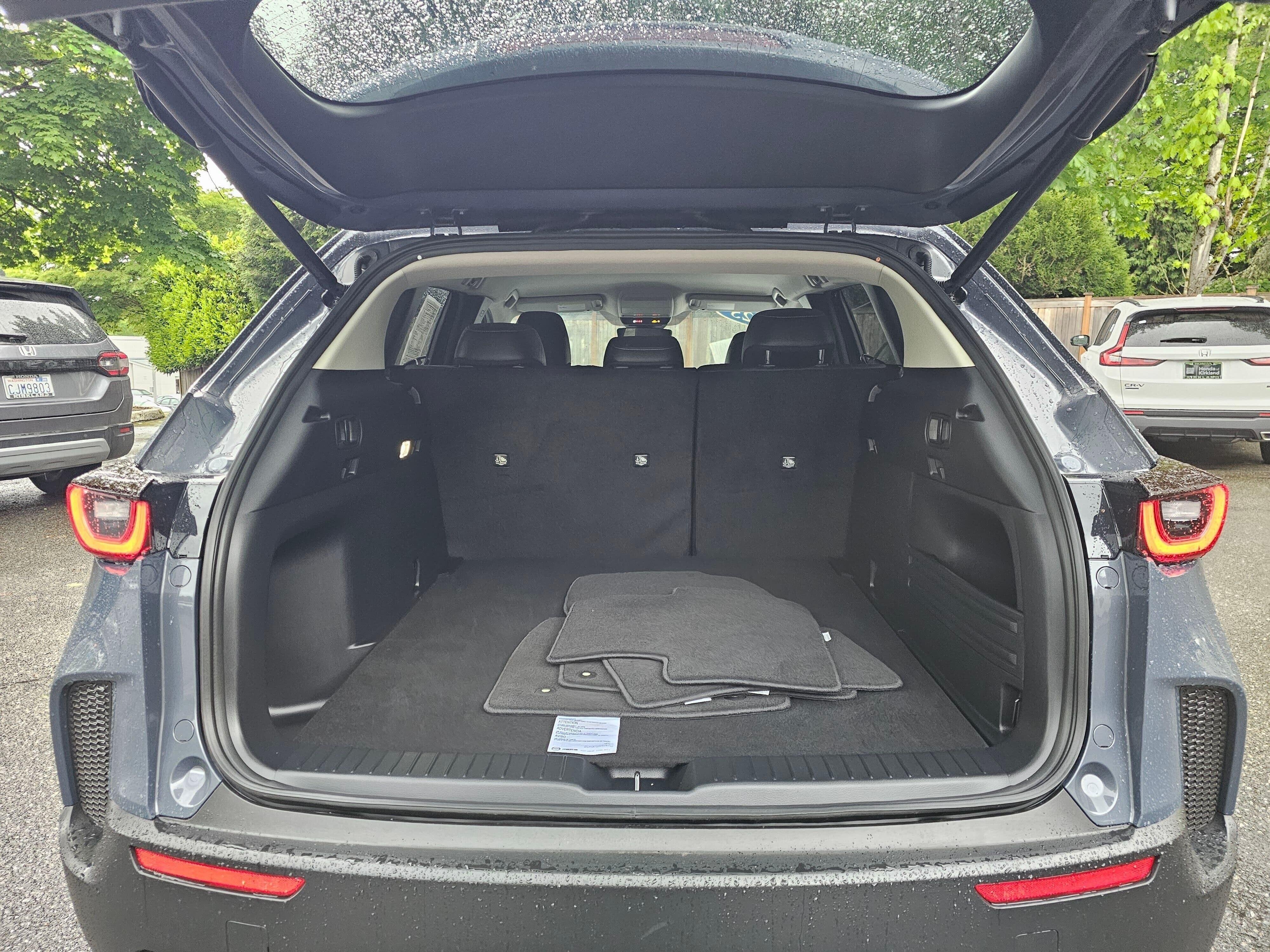 2025 Mazda CX-50 Preferred - Photo 17