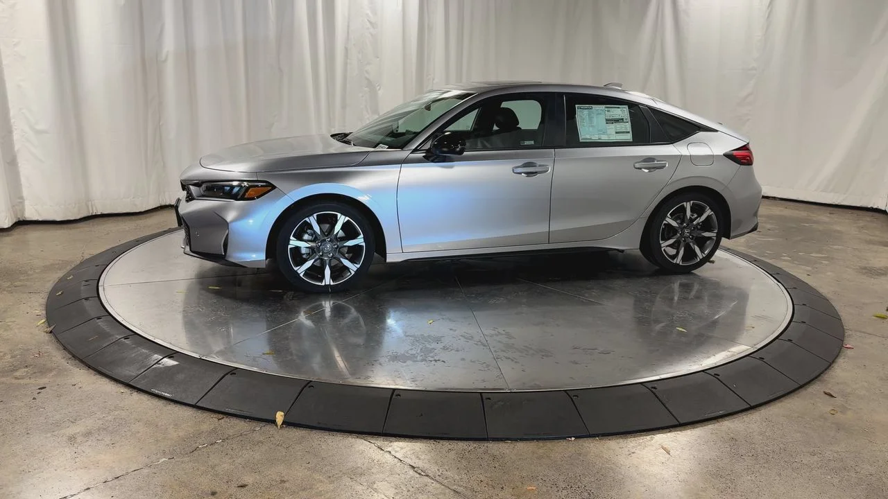 New 2026 Solar Silver Metallic Honda Sport Touring image 8