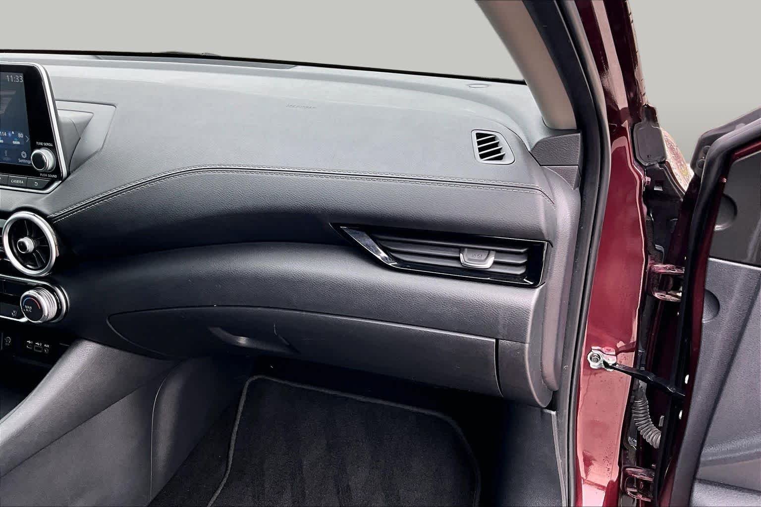 Used 2024 Rosewood Metallic Nissan SV image 19