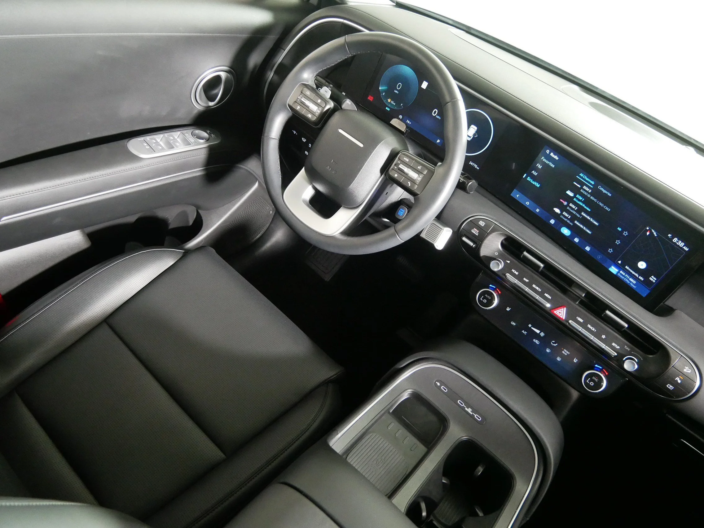 Used 2026 Typhoon Silver Metallic Hyundai SEL Convenience image 9