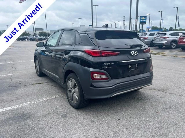 Used 2020 Black Hyundai Limited image 5