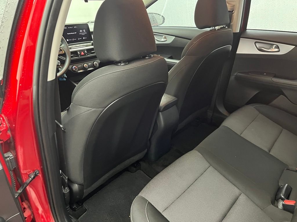 Used 2023 Currant Red Kia LXS image 30