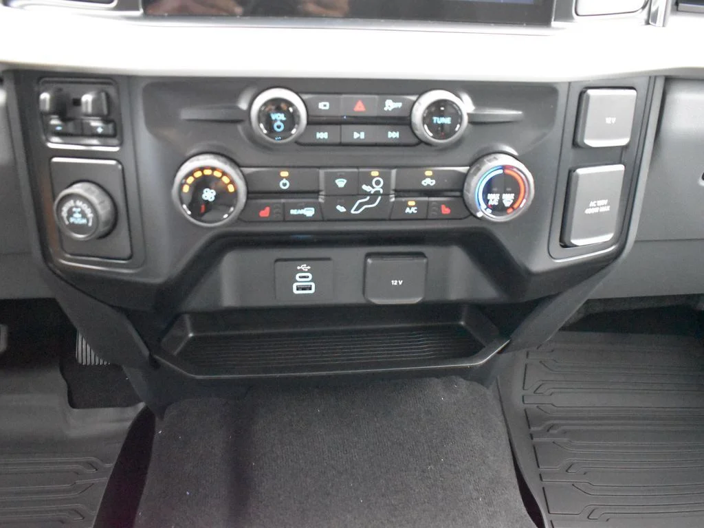 New 2026 White Ford XLT image 17