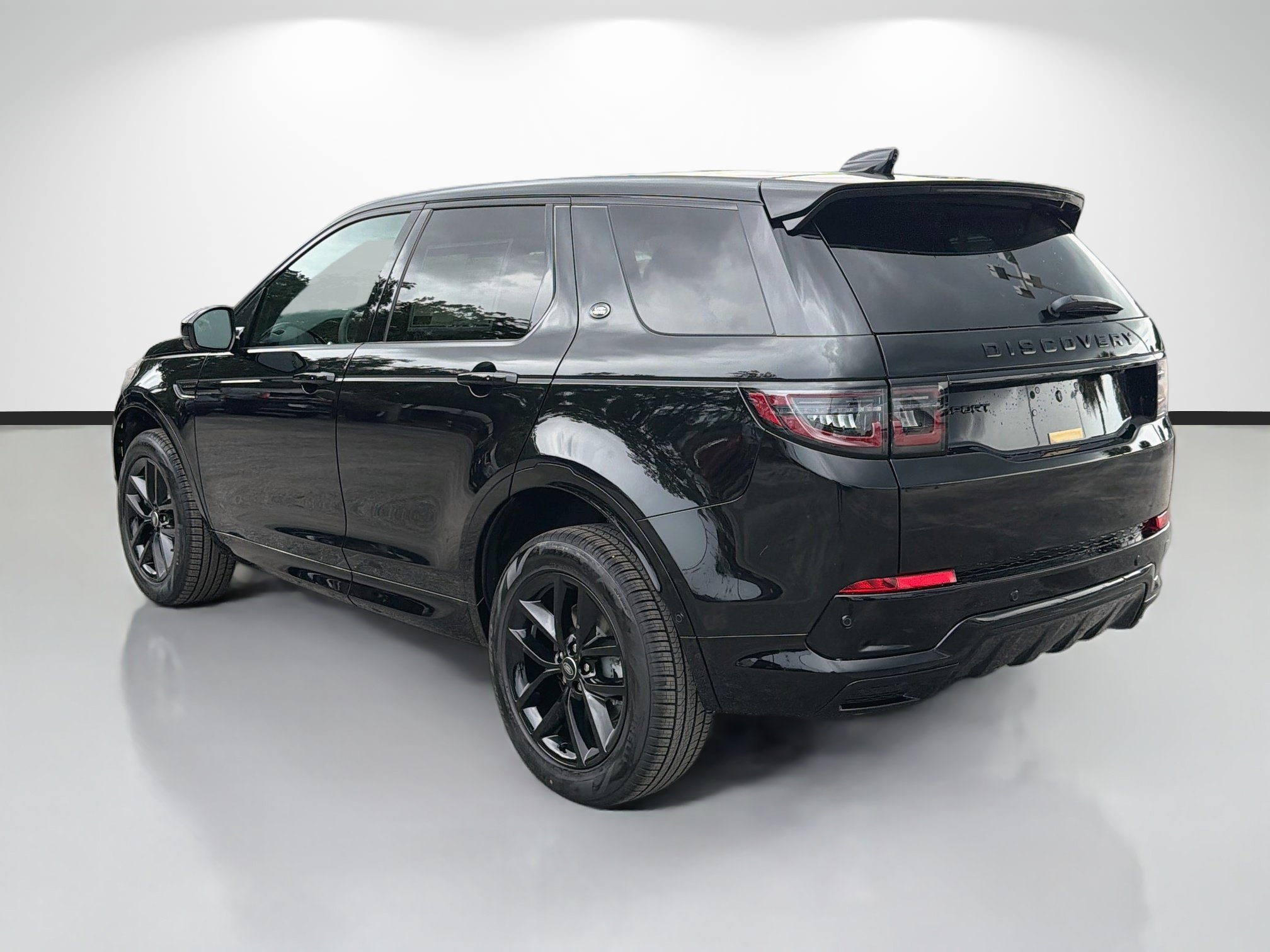 New 2026 Santorini Black Land Rover Landmark image 3