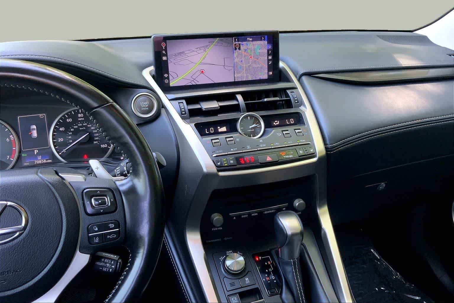 2021 Lexus NX 300 - Photo 7