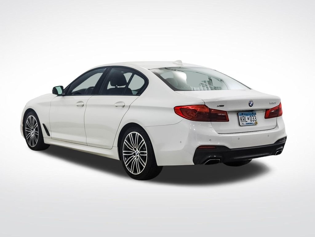 Used 2019 Alpine White BMW 530i xDrive image 3