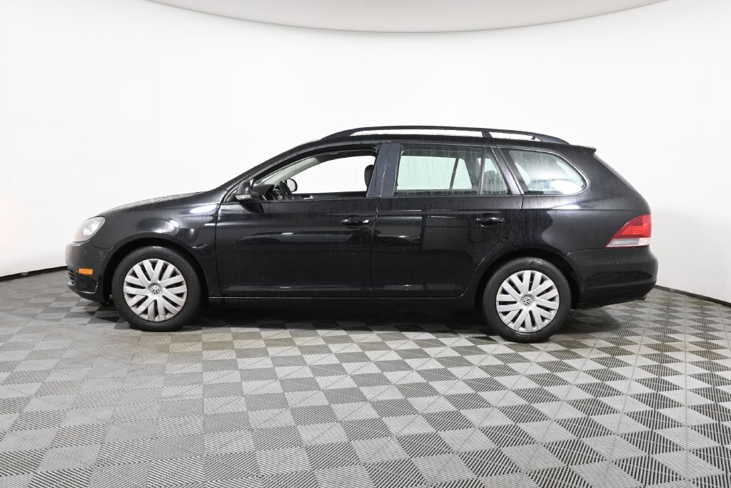 Used 2013 Black Volkswagen 2.5L S image 2