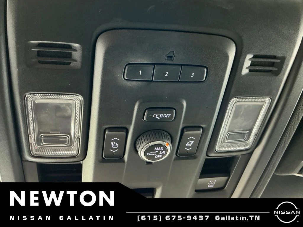 Used 2021 Onyx Black GMC SLT image 51