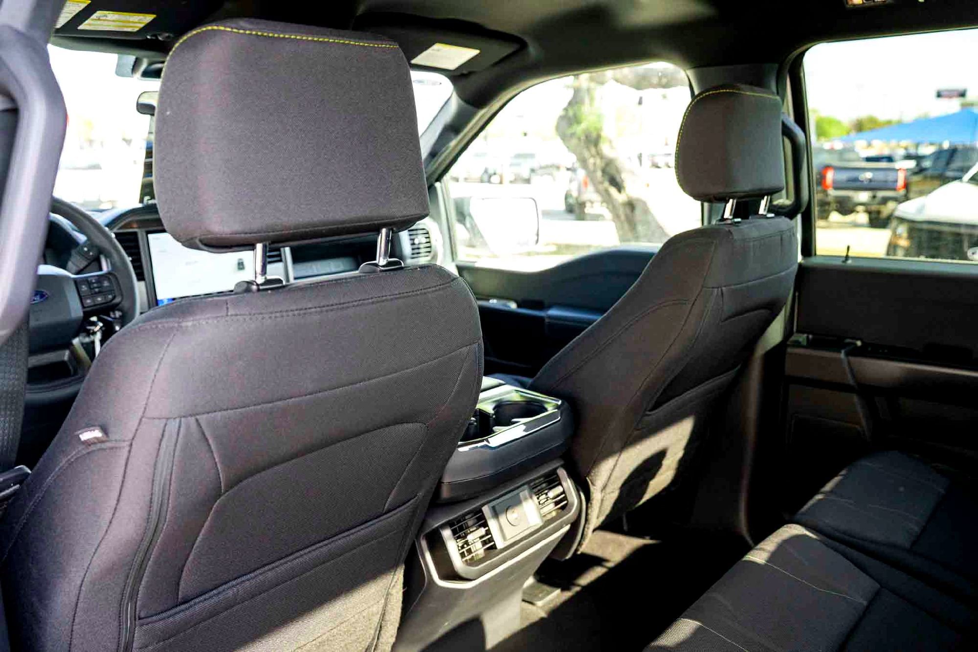 New 2025 Oxford White Ford STX image 19