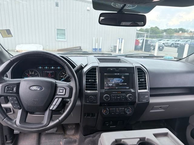 Used 2015 Blue Ford XLT image 13