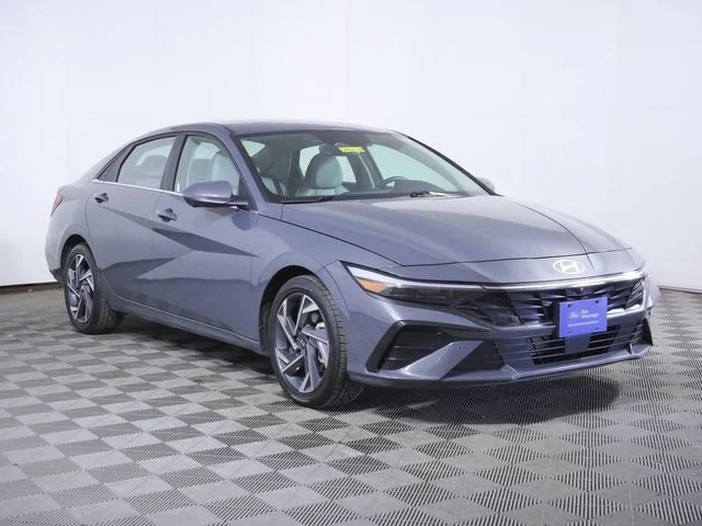 2024 Hyundai Elantra Limited