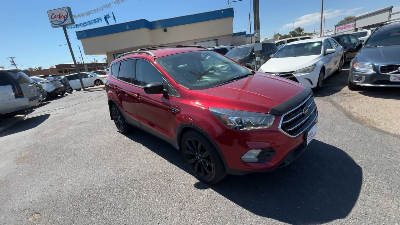 2017 Ford Escape SE photo 2
