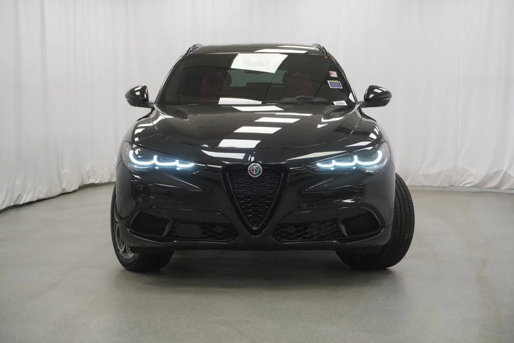 Used 2024 Black Alfa Romeo Veloce image 9