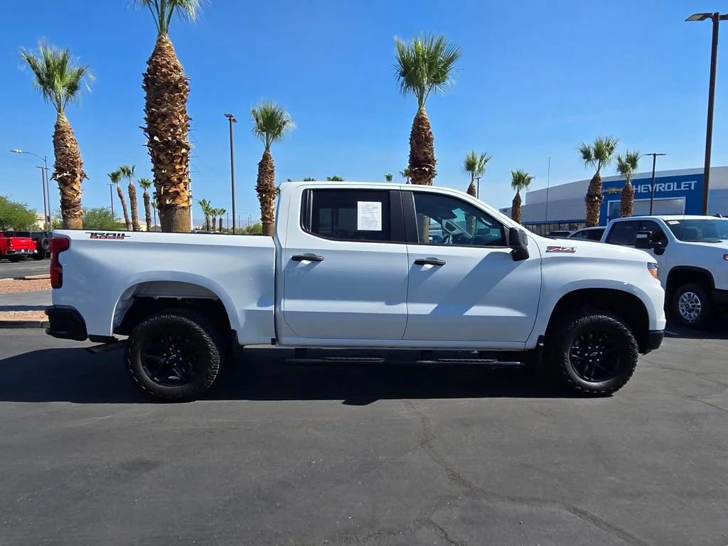 Used 2024 Summit White Chevrolet Custom Trail Boss image 7