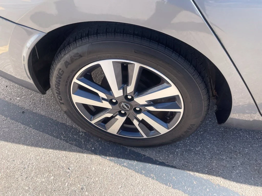 Used 2023 Gray Nissan SV image 34