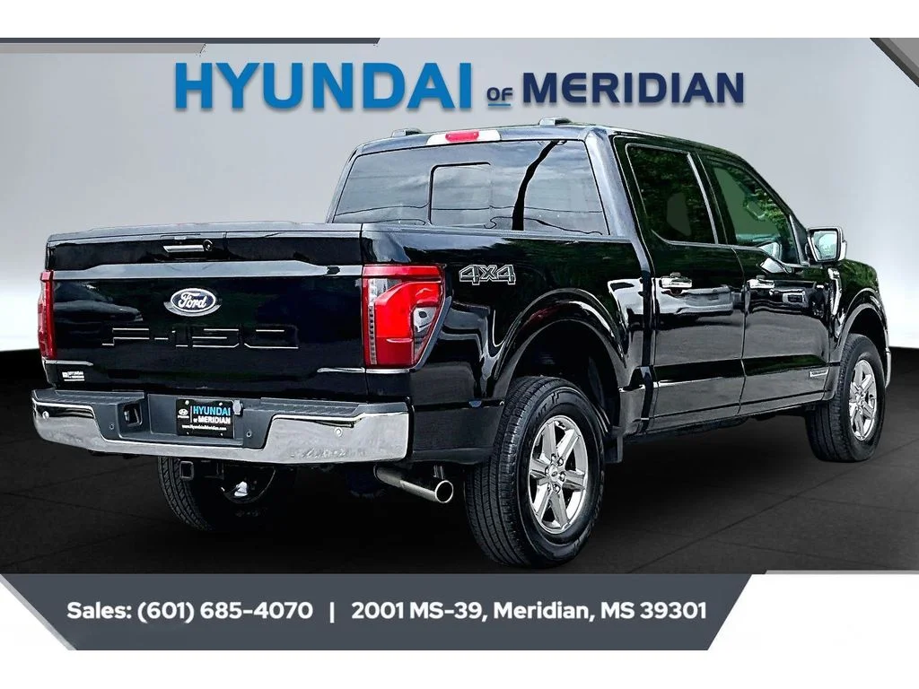 Used 2024 Agate Black Metallic Ford XLT image 11
