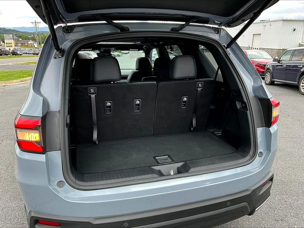 Used 2025 Sonic Gray Pearl Honda Black Edition image 25