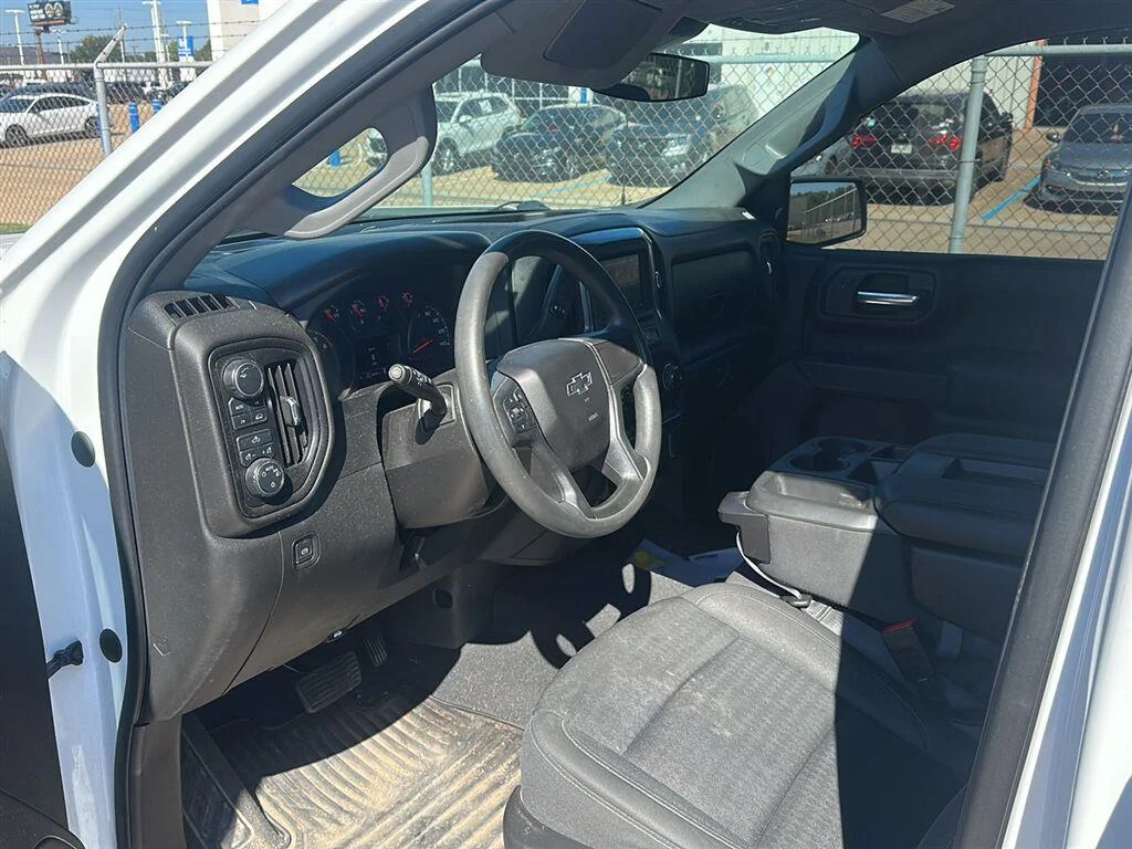 Used 2023 Summit White Chevrolet Custom image 9