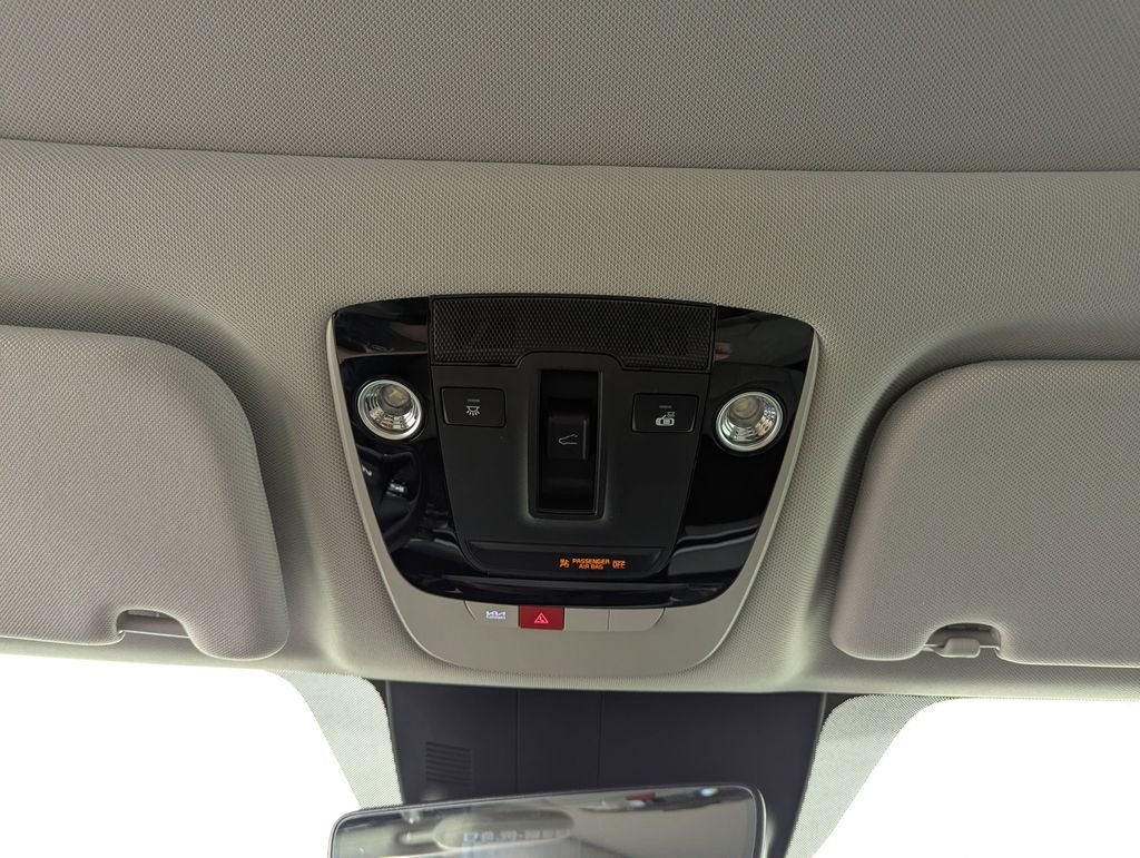 New 2026 Glacial White Pearl Kia S image 28