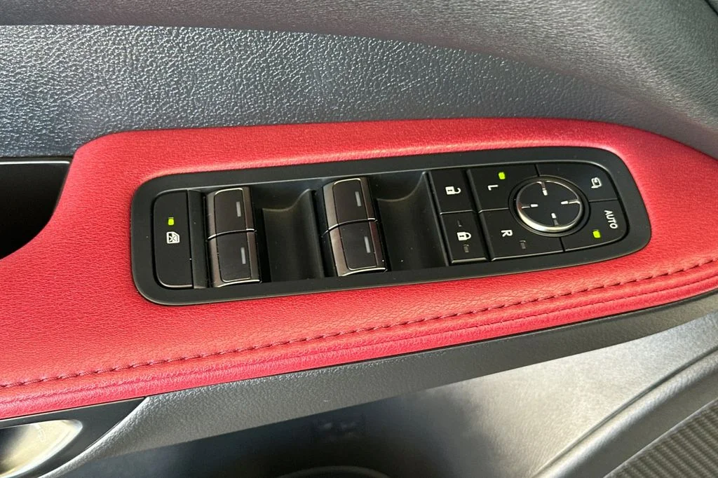 Used 2024 White Lexus 350 F Sport Handling image 12