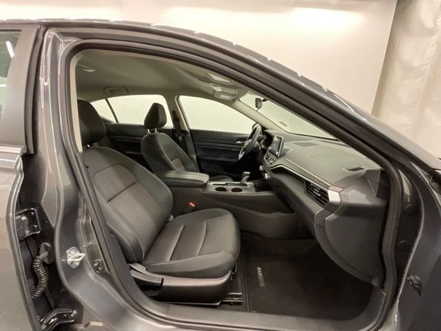 Used 2025 Gray Nissan 2.5 SV image 23