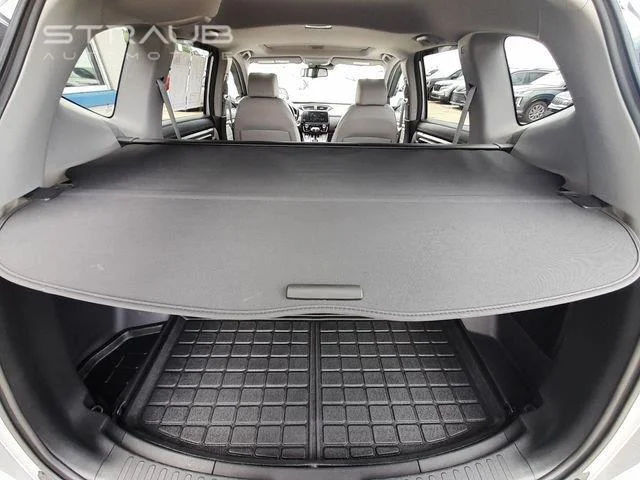 Used 2022 Lunar Silver Metallic Honda TOURING AWD image 49