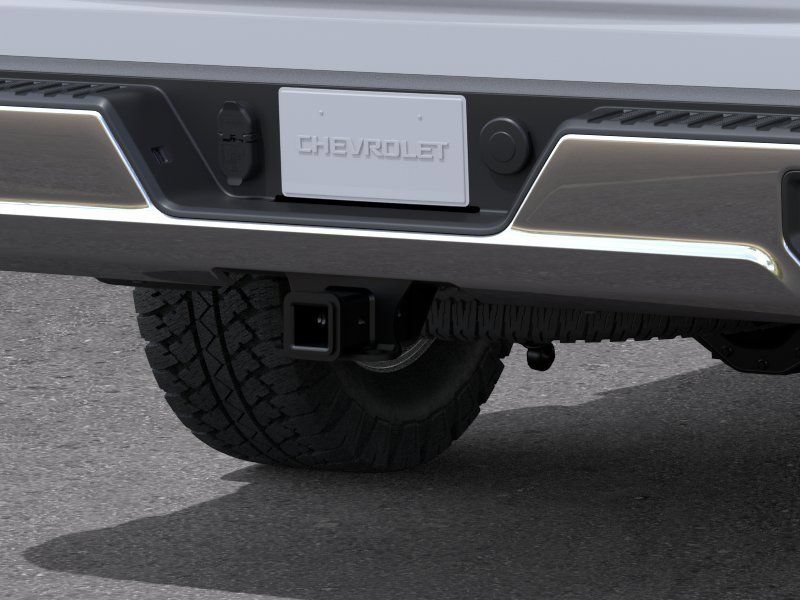 New 2026 Summit White Chevrolet WT image 14