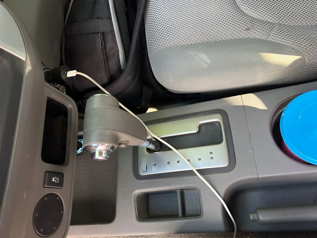 Used 2016 Glacier White Nissan SV image 13
