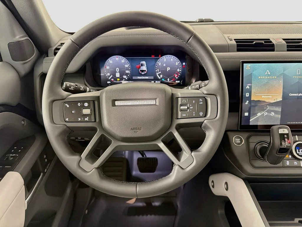 New 2026 Carpathian Grey Land Rover X-Dynamic SE image 24