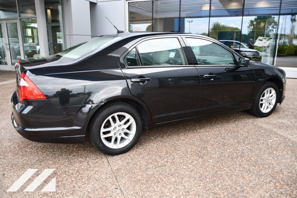 Used 2012 Gray Ford S image 8
